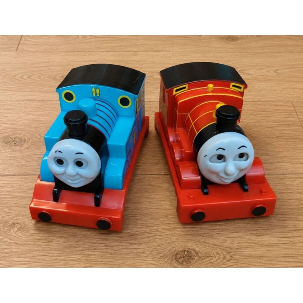 Thomas the Train Pull Back & Go Racers 2004 Thomas James Eyes Move